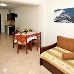 Delfini סקאלה פוטאמיאס